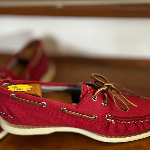 Sperry Top Sider. Worn 1X - Picture 5 of 5